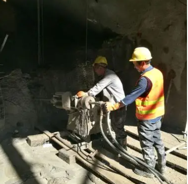 德安水下抗分散灌浆料特点 水下不分散注浆料介绍